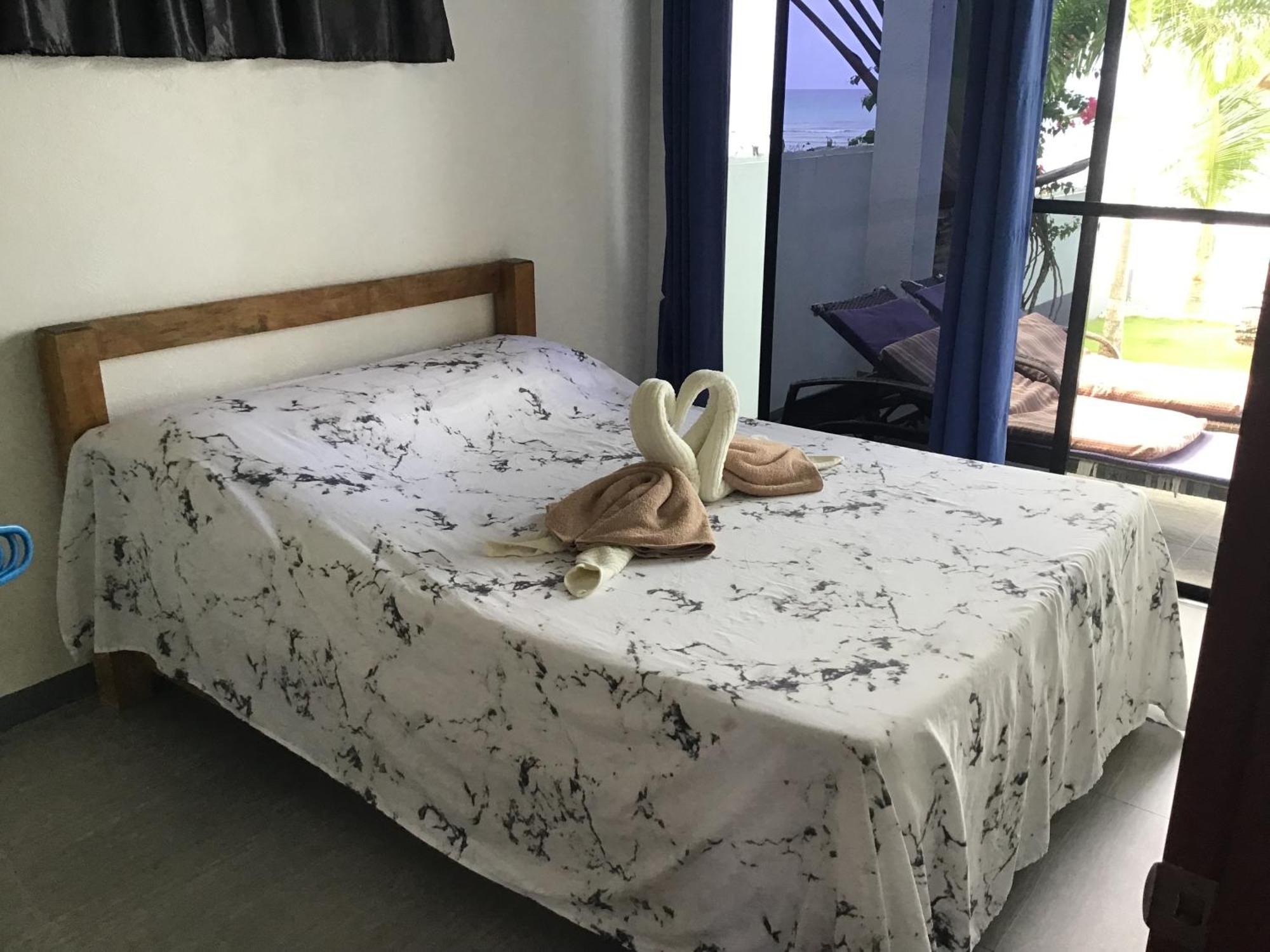 Bamboobeachvilla1 Ac New Oceanfront Pool Sunsetview Garden Kitchen Satellite Starlink Wi-Fi Dimiao Εξωτερικό φωτογραφία